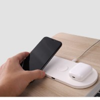 2020 New Products Phone Wireless Charging Desk 3 in 1 Wireless Charging for Hotel/Airport/Home/Office